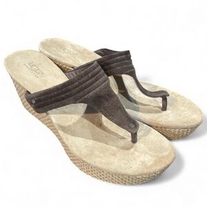 UGG Australia Zamora suede wedge sandals 9.5